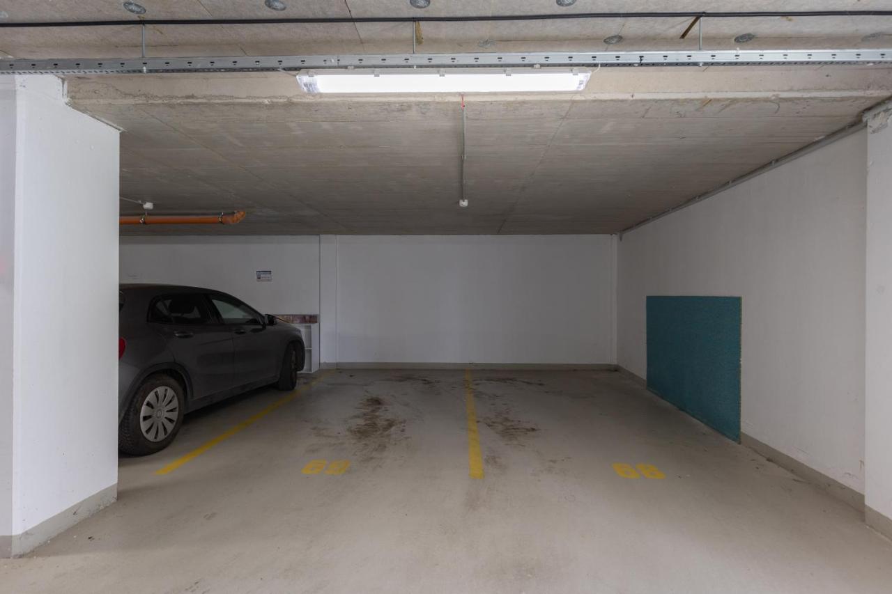 Need In Bp - Garage, Terraces, Aircon Budapesta