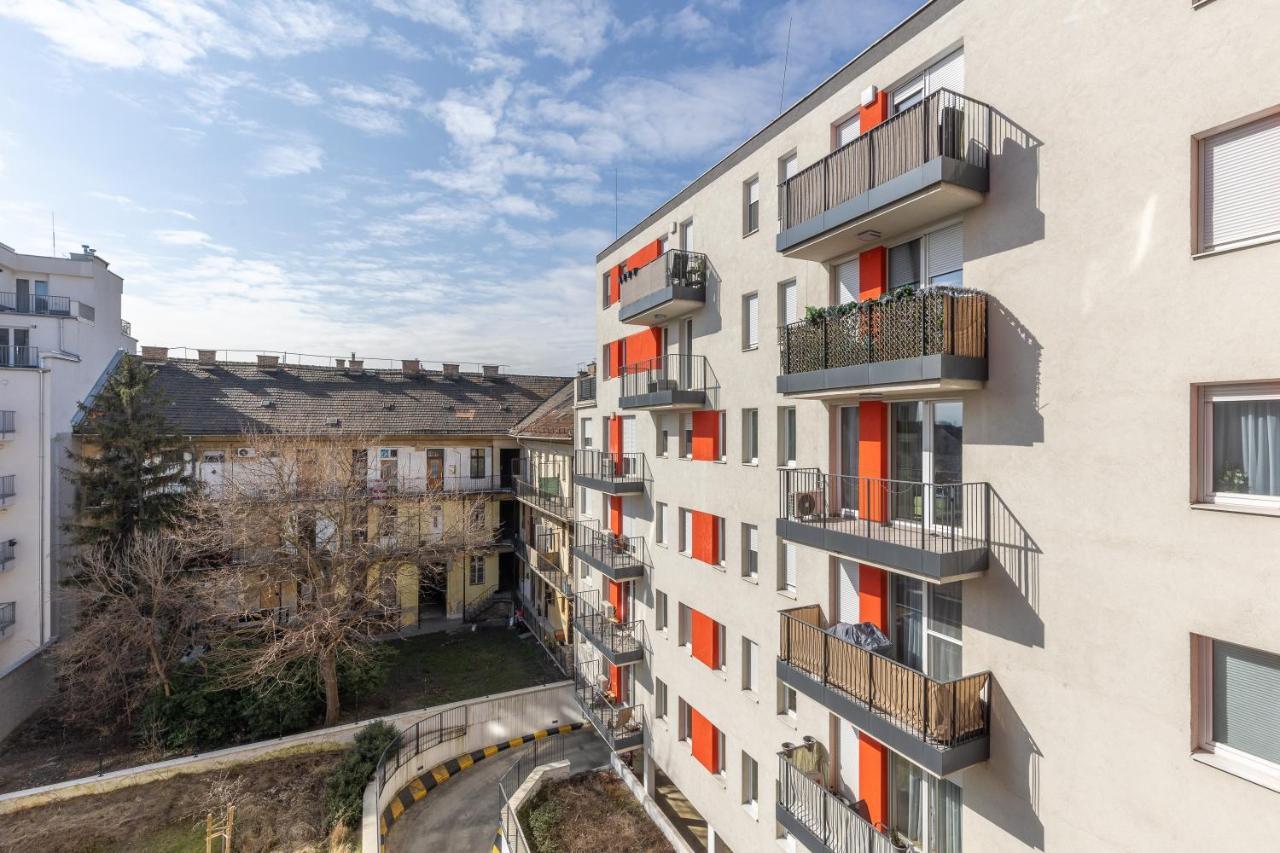 Need In Bp - Garage, Terraces, Aircon Apartament