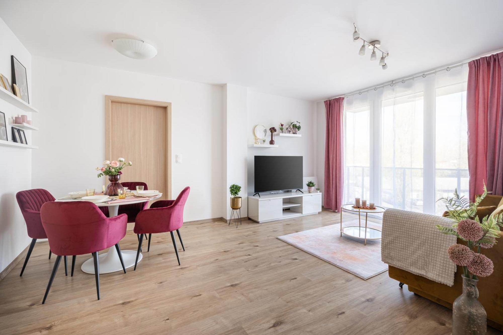 Need In Bp - Garage, Terraces, Aircon Apartament *